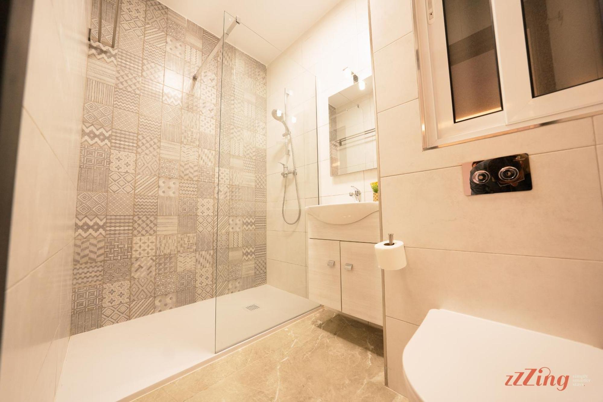 Seashore Stays - Stunning Apartments Right By The Sea St. Paul's Bay Oda fotoğraf